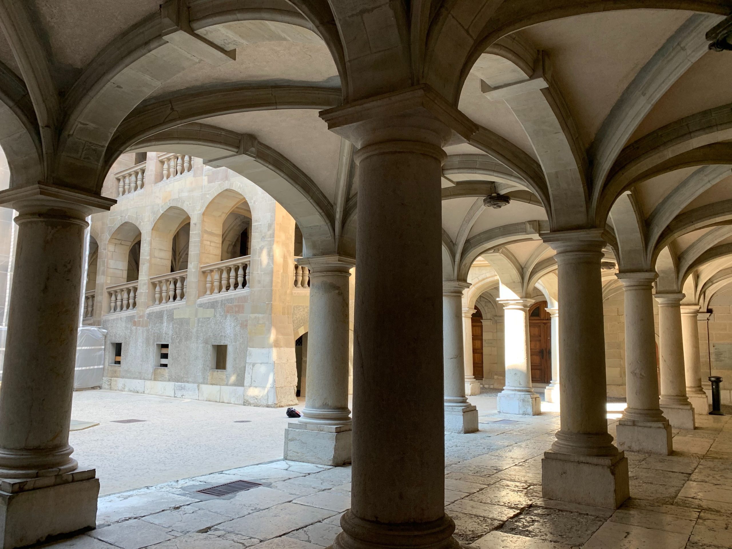 Hotel de Ville (the City Hall) which houses the Alabama Room where the first Geneva Convention was signed in 1864 - © Céline Saugy